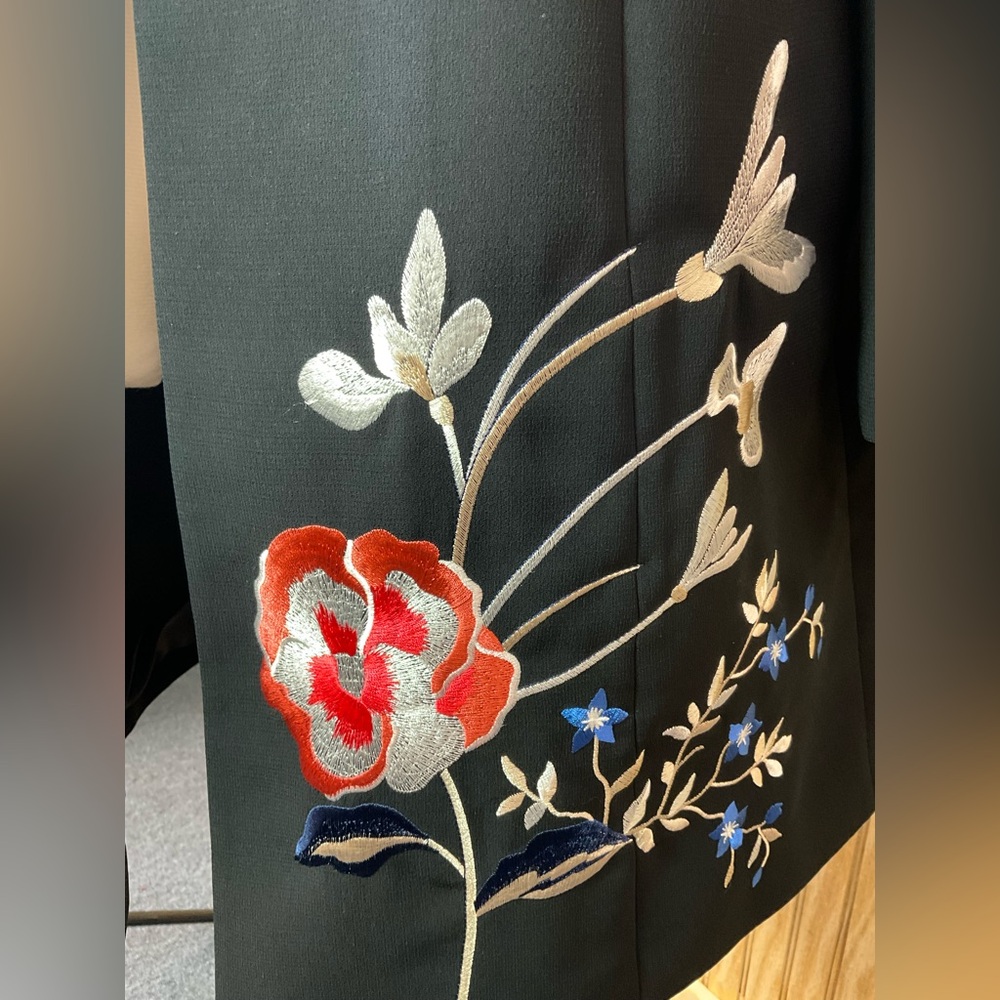 Black Embroidered Floral Jacket - Picture 3 of 7